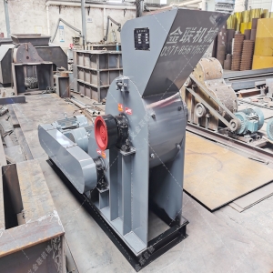 小型雙級粉碎機和雙齒輥易損件發(fā)貨圖片