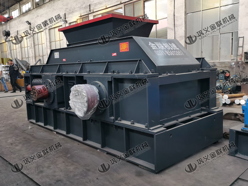 日產(chǎn)200噸對輥制砂機(jī)多少錢一臺,有哪些型號合適? 日產(chǎn)200噸對輥制砂機(jī)多少錢一臺,有哪些型號合適?