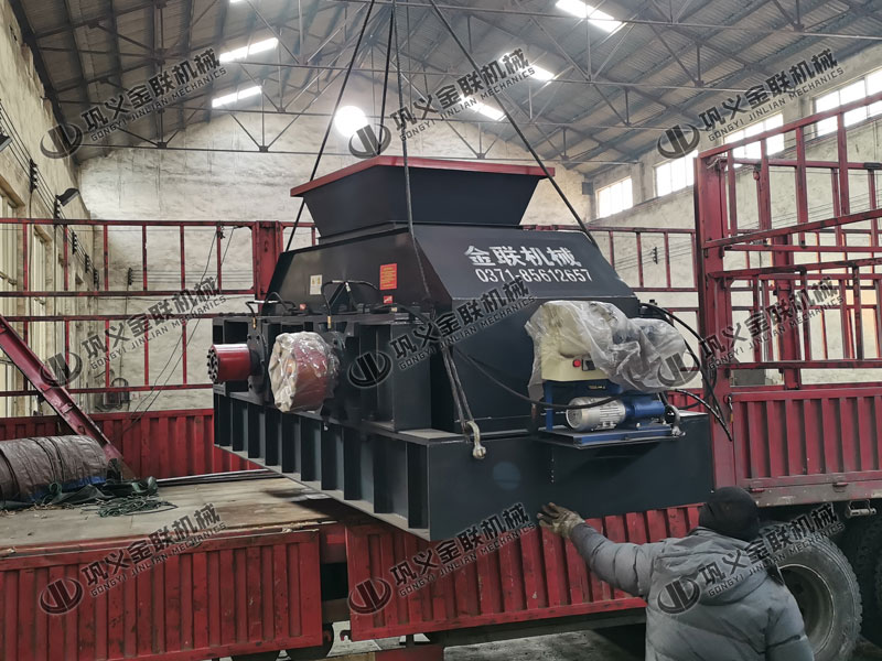 輥式粉碎機(jī)有什么特點(diǎn),如何提高它的市場(chǎng)價(jià)值? 輥式粉碎機(jī)有什么特點(diǎn),如何提高它的市場(chǎng)價(jià)值?