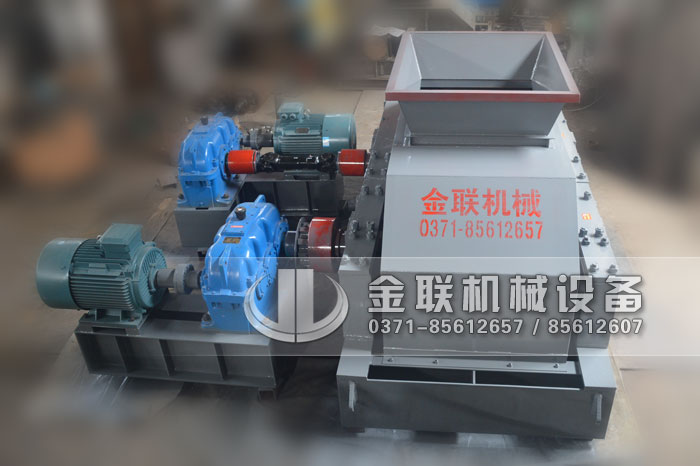 風(fēng)化砂制砂機1