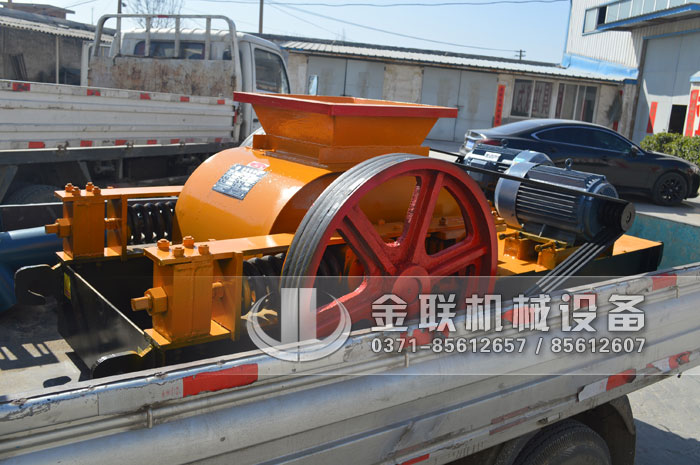 2PGC400*400小型雙齒輥破碎機